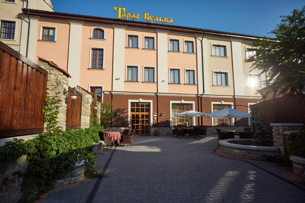 Hotel Taras Bulba à Kamianets-Podilsky Extérieur photo