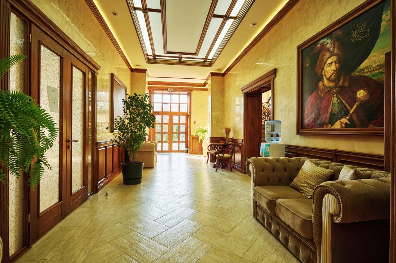 Hotel Taras Bulba à Kamianets-Podilsky Extérieur photo