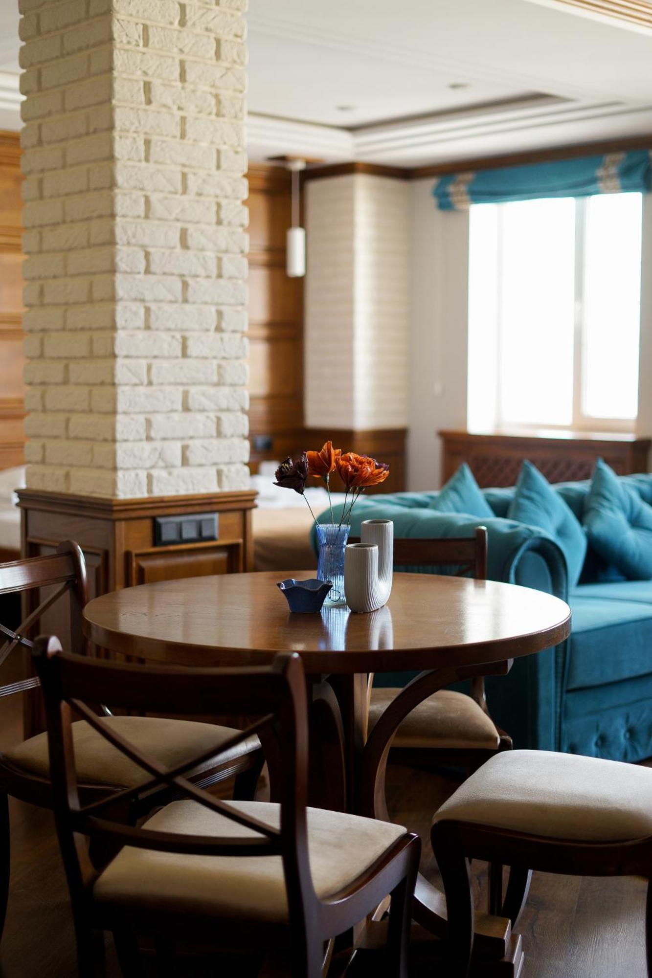 Hotel Taras Bulba à Kamianets-Podilsky Extérieur photo